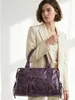 Damen-Schultertasche aus bedrucktem Wildleder mit Produktbild-Vorschau 7