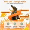 A juicer mechanism with orange juice splashing around it, accompanied by text highlighting product features. Produktbild-Vorschau