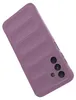 A purple phone case with a ribbed texture is shown against a white background. Produktbild-Vorschau