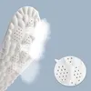 Weiße perforierte Schuheinlage mit strukturierter Oberfläche, die simulierten Luftstrom durch die Perforationen zeigt Anteprima dell’immagine prodotto