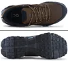 ON Cloudrock Low WP TERRE / NOIR TERRE / NOIR 44 Voir les images du produit 4