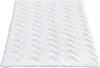 A white quilted blanket laid flat on a white background. Produktbild-Vorschau