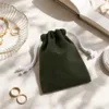 Baumwoll-Geschenkbeutel Grün 10×15 cm – 220 g mit Kordelzug Produktbild-Vorschau 9