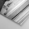 Bilder auf glas - Einteilig - Frau Balkon Straße - 120x80cm Produktbild-Vorschau 5