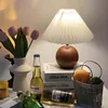 Tischleuchte fürs Schlafzimmer, Kleine Plissierte Produktbild-Vorschau 3