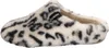 A side view of a leopard print slipper. Produktbild-Vorschau