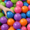 1000 palline per piscina di palline, 5,5 cm, colori Anteprima dell’immagine prodotto 9