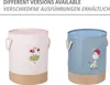 Two laundry baskets with giraffe designs, one pink and one blue, are shown side-by-side against a white background. Produktbild-Vorschau