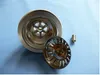 A sink drain assembly and a separate screw on a blue background. Produktbild-Vorschau