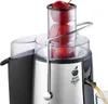 Close-up of a juicer with apples being juiced. Náhled obrázku produktu