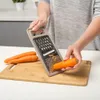 Prostorově úsporné kuchyňské struhadlo se třemi čepelemi Náhled obrázku produktu 3