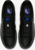 A top-down view of a pair of black Nike Air Force 1 Low Jewel sneakers. Produktbild-Vorschau