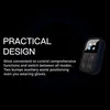 A remote control with text describing its practical design. Podgląd zdjęcia produktu