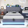 A child's bedroom with a bed, desk, and toys. Produktbild-Vorschau