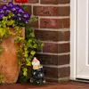 Relaxdays Gartenzwerg mit Laterne, wetterfest, frostsicher, Produktbild-Vorschau 3