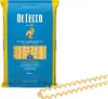 A bag of De Cecco pasta is shown, with some pasta strands laid out in front of it. Produktbild-Vorschau