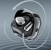 A 3D rendering of a black and silver earbud with transparent arrows indicating airflow or sound waves. Produktbild-Vorschau