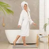 Relaxdays Badhocker, Bambus, Griffe, ergonomische Produktbild-Vorschau 3