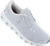 A studio shot of a single athletic shoe. Anteprima dell’immagine prodotto