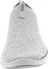 A close-up, front view of a Puma Softride Remi Slip-On sneaker. Produktbild-Vorschau