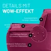 A close-up view of a burgundy beanbag sofa, highlighting its features with text overlays and a magnified section showing water droplets on the fabric. Produktbild-Vorschau
