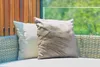 MuchoWow® Outdoor Kissen - Natur Straußenfeder auf einem Produktbild-Vorschau 3