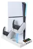 A white charging and cooling stand for a PS5 Slim console, with two controllers docked and charging. Anteprima dell’immagine prodotto
