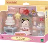 Sylvanian Families Party with a Cat 10395646 Voir les images du produit 4