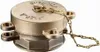 A close-up, studio shot of a bronze-colored pipe fitting cap with a chain attached. Produktbild-Vorschau