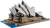 A LEGO model of the Sydney Opera House on a blue baseplate, representing water. Anteprima dell’immagine prodotto