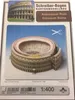 The image shows the front of a cardboard box for a model kit of the Colosseum in Rome. Produktbild-Vorschau