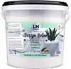 A white bucket of Design Beton product with a label showing product details and an image of a concrete planter. Produktbild-Vorschau