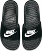 A pair of black Nike Benassi JDI slides with white Nike logos. Anteprima dell’immagine prodotto