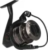 A black and gray fishing reel is shown against a white background. Produktbild-Vorschau