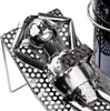 BRUBAKER Držiak na fľašu vína Milenci na dovolenke - kovová Náhľad obrázku produktu 6