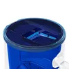 Close-up view of the lid of a blue and white water filter jug. Produktbild-Vorschau