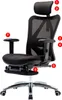 A black ergonomic office chair is shown against a white background. The chair features a headrest, mesh back, adjustable armrests, and a footrest. Several parts of the chair are labeled with red numbered circles (1-7). Voir les images du produit