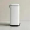 Poubelle à pédale MYK, 30 l – blanche Voir les images du produit 4