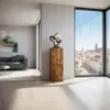 A modern living room with a large window overlooking a city, featuring a wooden decorative column with a sculpture on top. Anteprima dell’immagine prodotto