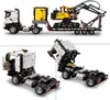 LEGO Technic Volvo FMX LKW mit EC230 Electric Raupenbagger, Produktbild-Vorschau 4