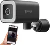 A security camera and a smartphone displaying a live feed from the camera. Produktbild-Vorschau