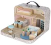 Maisonnette pour poupées dans une valise, accessoires et Voir les images du produit 5