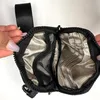 Portafoglio compatto con cerniera e gancio metallico Anteprima dell’immagine prodotto 5