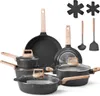 A collection of cookware items arranged on a white background. Anteprima dell’immagine prodotto