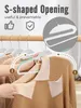 Close-up of a sweater being hung on a hanger, with instructional graphics and text. Produktbild-Vorschau