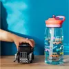 Quokka Kids Glow, Bouteille en plastique avec paille Cars, Voir les images du produit 1