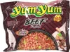 A package of Yum Yum instant noodles with beef flavor. Voir les images du produit