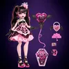 Monster High Draculaura in una festa spaventosamente dolce Anteprima dell’immagine prodotto 12