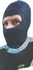 A person wearing a black balaclava and a gray and black jacket. Voir les images du produit