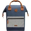 A studio shot of a backpack. Voir les images du produit